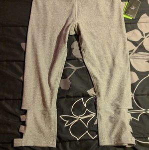 Glyder capris leggings